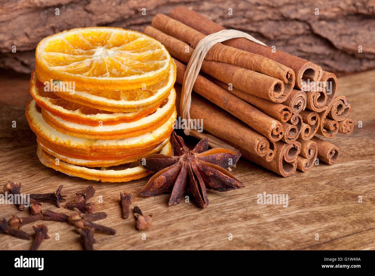 Avec Orange Cannelle et Anis Banque D'Images