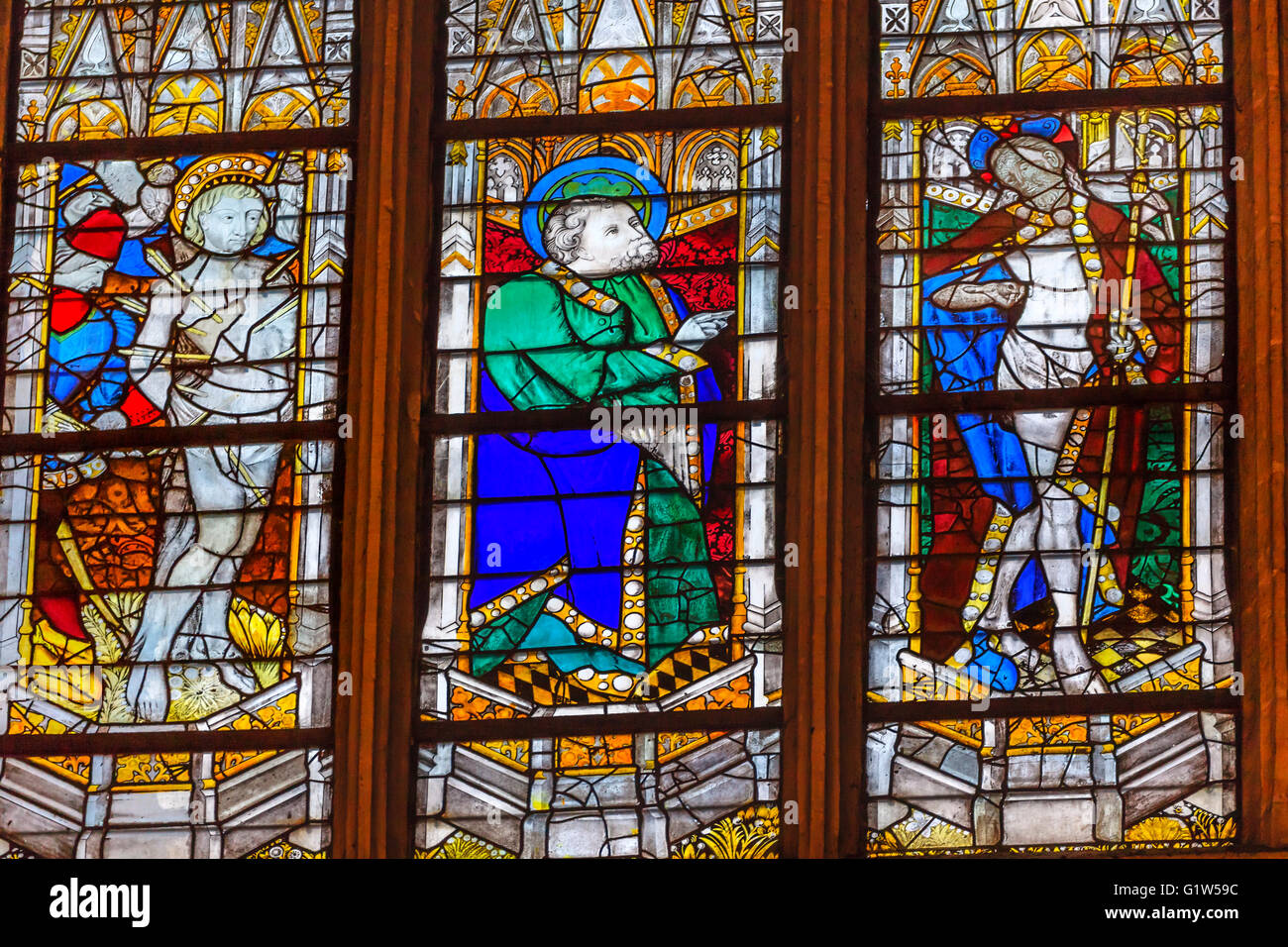 Saint Sébastien Saint Patrick Jésus ressuscité Christ vitrail de l'église Saint Severin Paris France. Banque D'Images