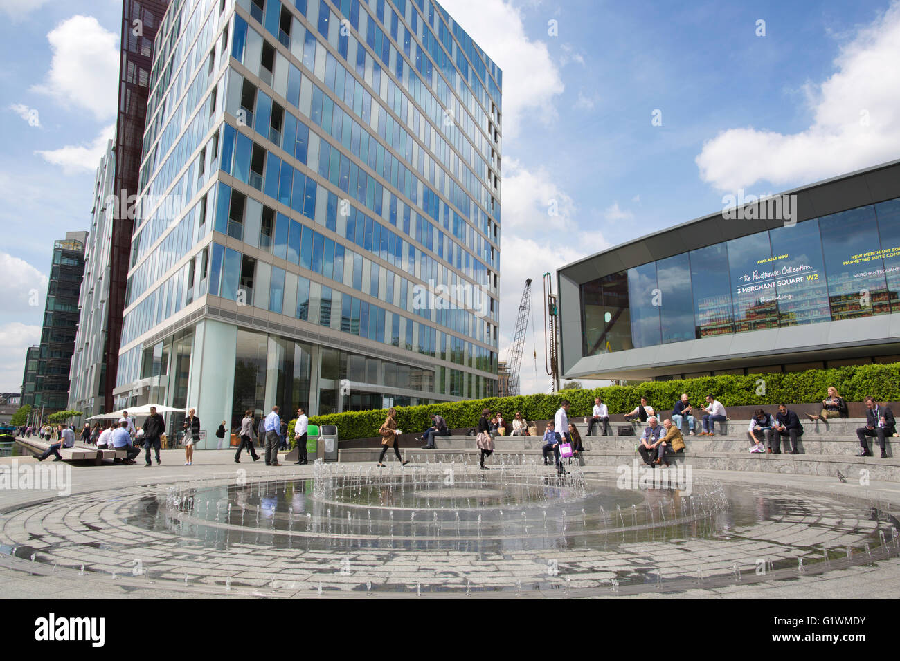 Merchant Square, waterside garden square au coeur de Paddington, Londres, Angleterre, Royaume-Uni Banque D'Images
