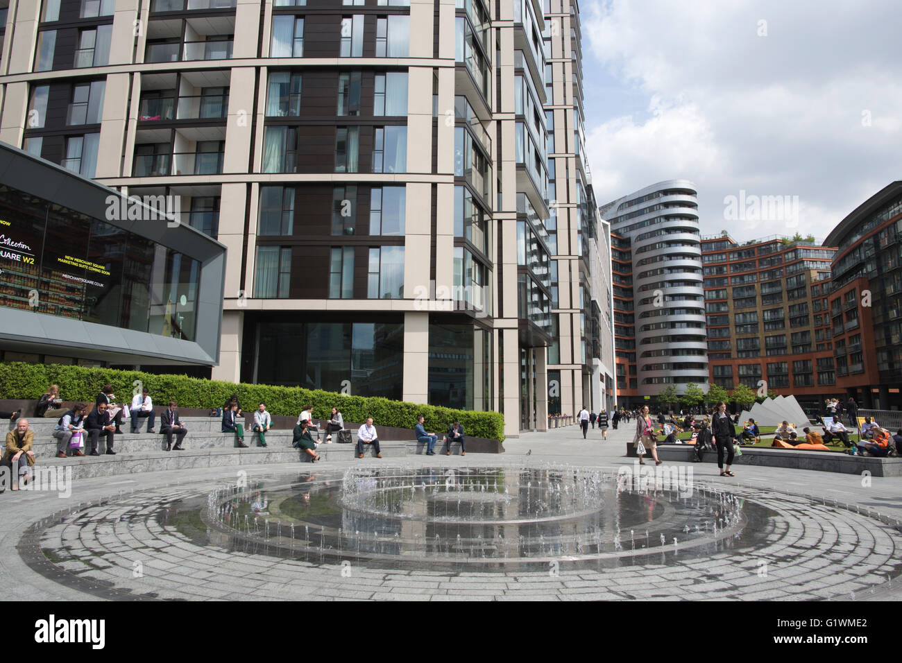 Merchant Square, waterside garden square au coeur de Paddington, Londres, Angleterre, Royaume-Uni Banque D'Images