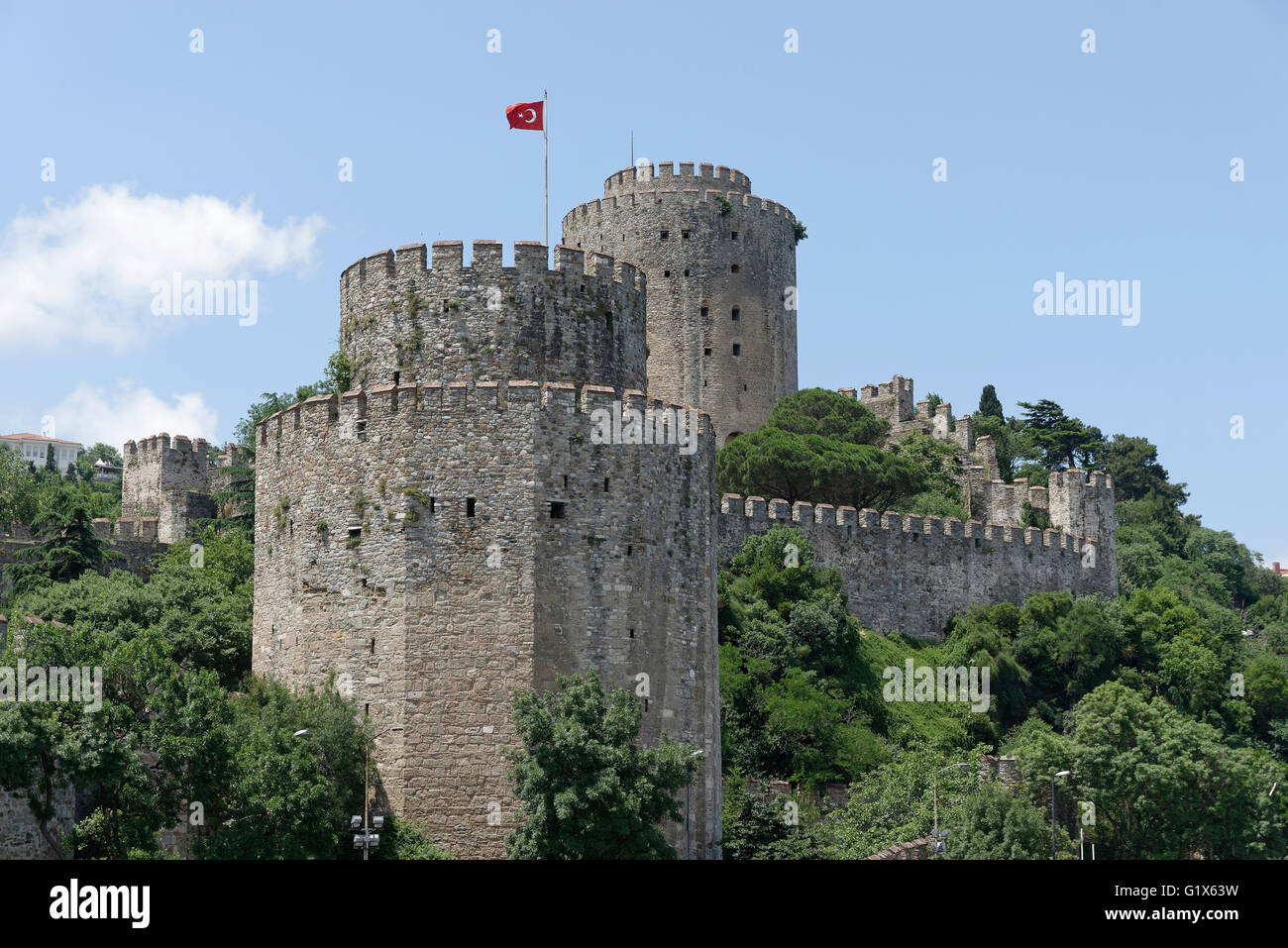 La forteresse Rumeli, Rumelian sur les rives du Bosphore, construit par le Sultan ottoman Mehmed II, Istanbul, Turquie Banque D'Images