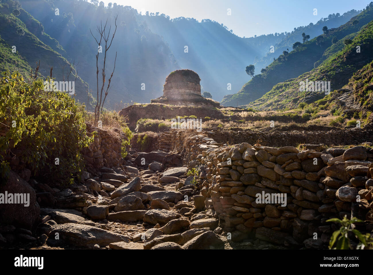Vue du célèbre stupa dans la vallée de Swat, au Pakistan, KPK Banque D'Images