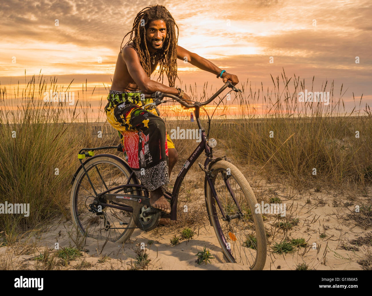 Rastaman. Tarifa, Costa de la Luz, Cadix, Andalousie, Espagne du Sud. Banque D'Images