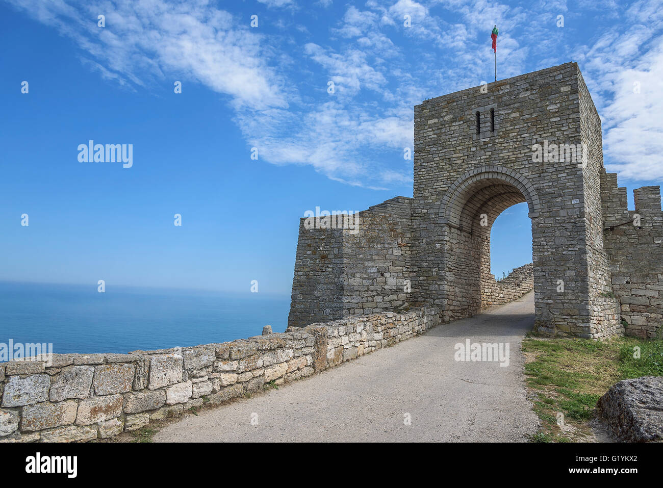 Vestiges de la forteresse de pierre sur le cap Kaliakra, Bulgarie. Banque D'Images