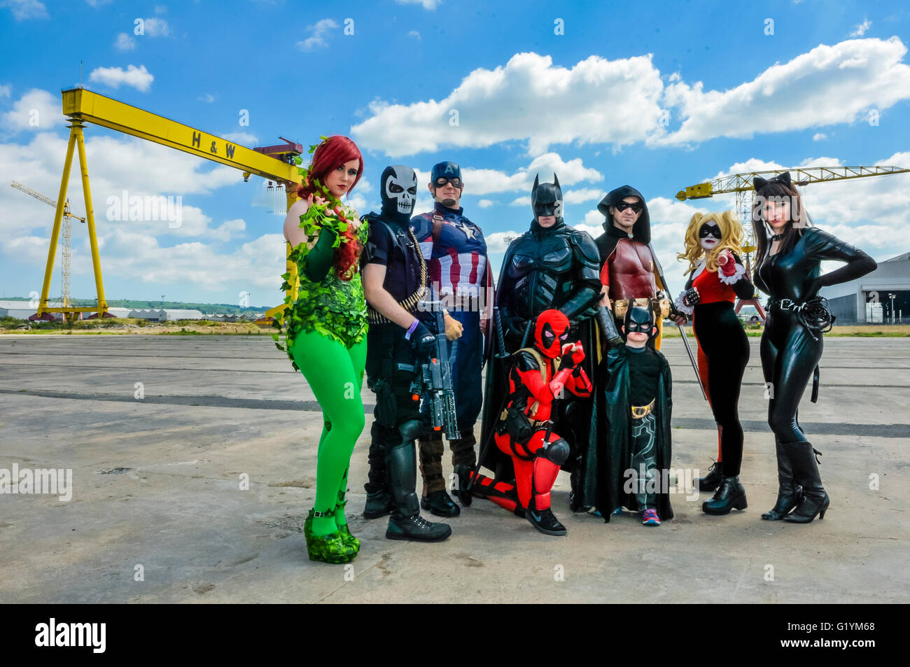 Batman Robin Poison Ivy Banque D Image Et Photos Alamy
