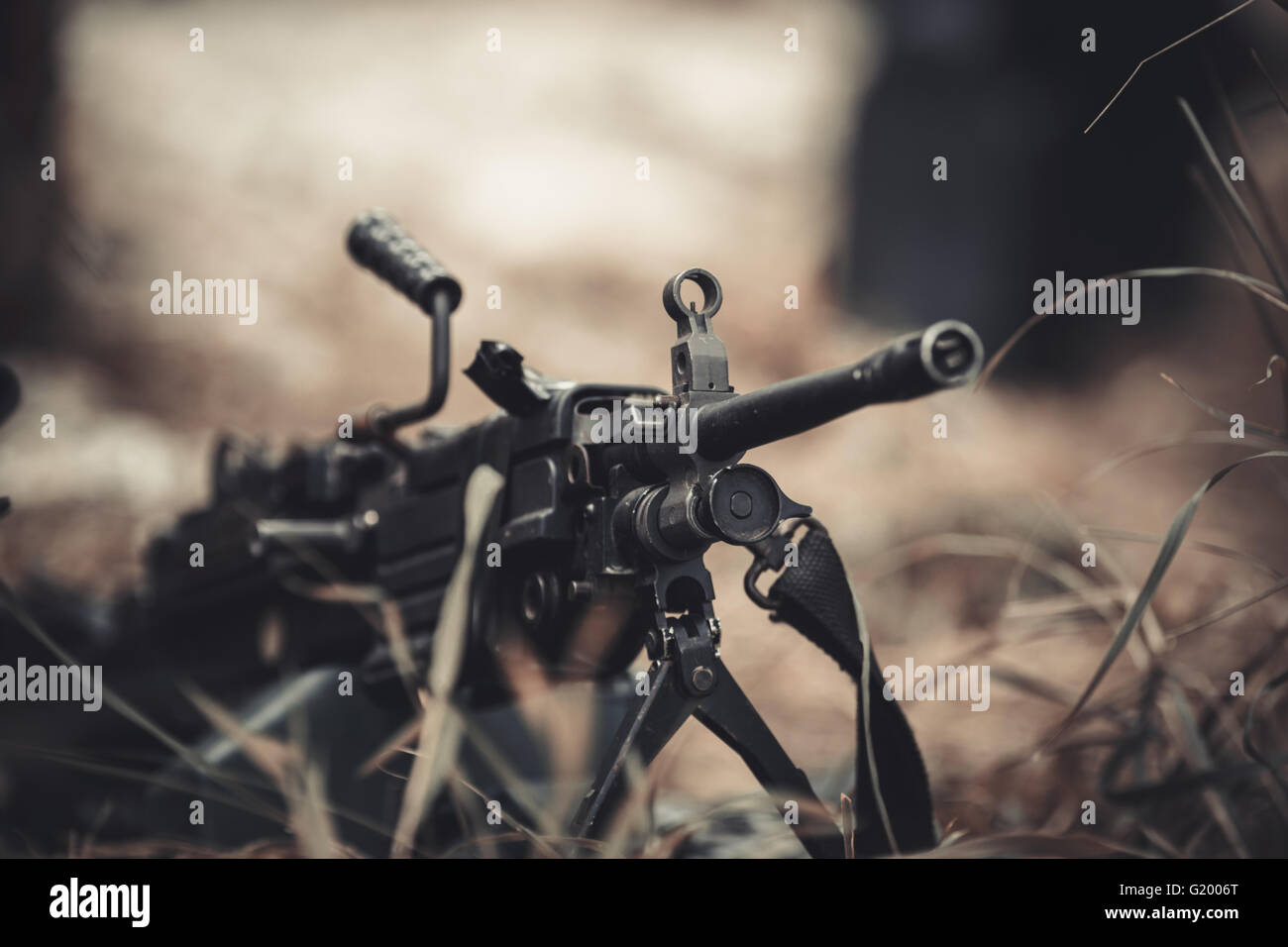 Mitrailleuse arme militaire avec des munitions closeup Banque D'Images