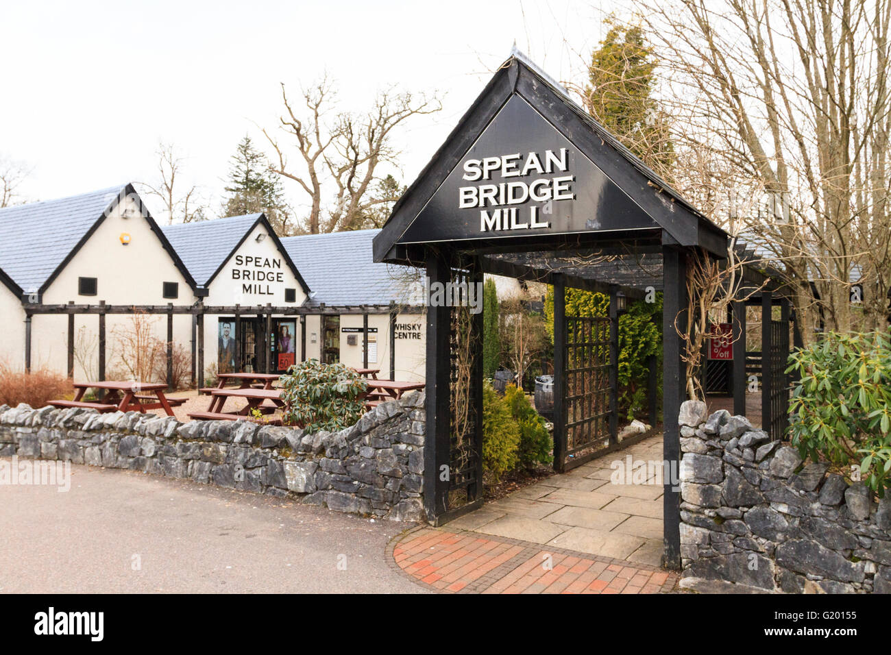 Spean Bridge Mill - Shop with Whiskey centre et un café en Ecosse UK Banque D'Images