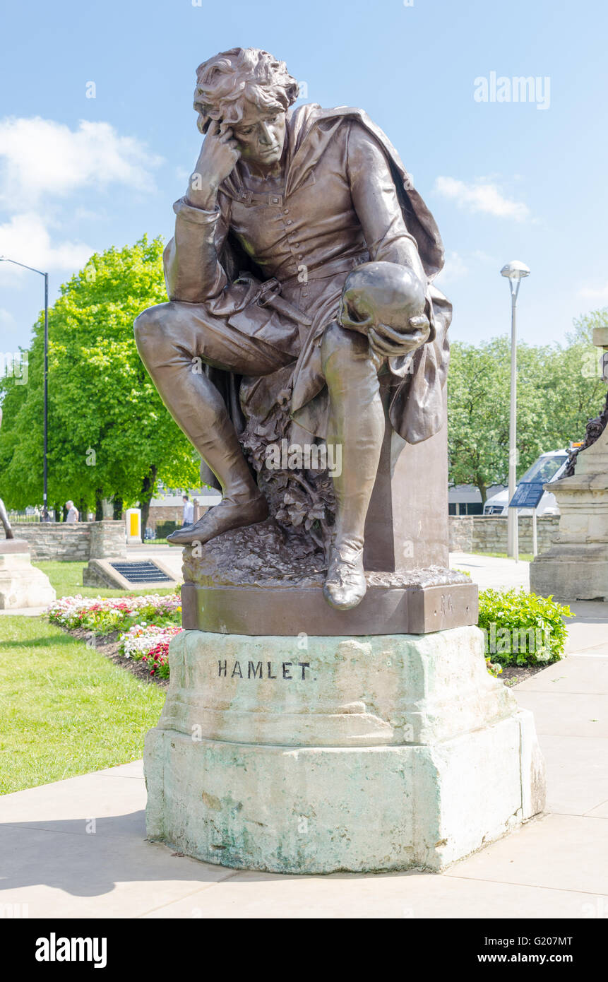 Statue de hameau à Bancroft Gardens à Stratford-upon-Avon Banque D'Images