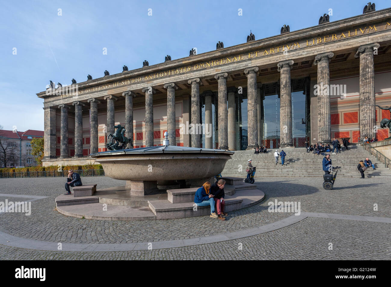 Altes Museum et Lustgarten sur Museumsinsel (île des musées), 1828 L'architecte Karl Friedrich Schinkel, Berlin Allemagne Banque D'Images