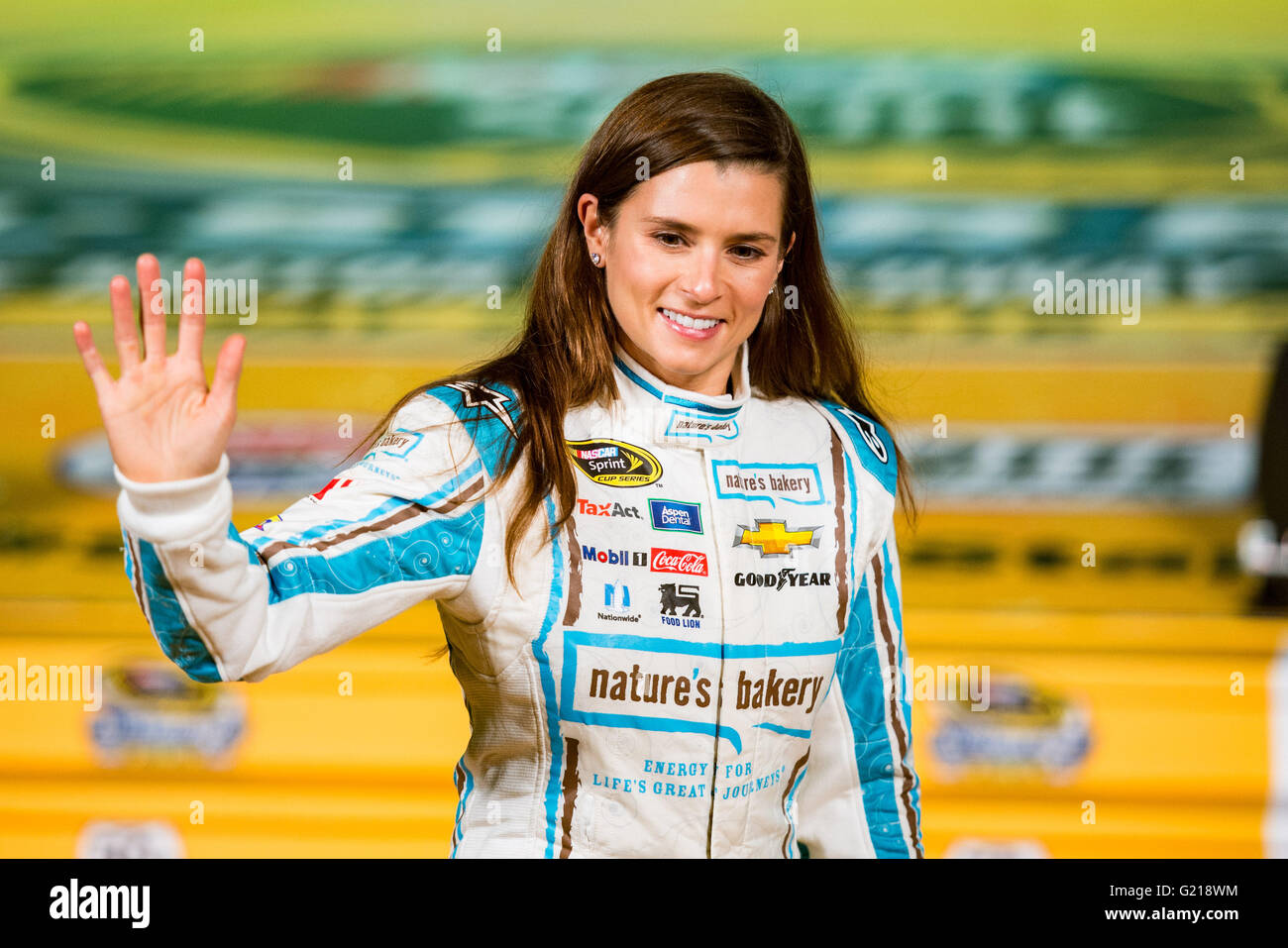 Concord, Caroline du Nord, l'Espagne. 21 mai, 2016. Pilote de NASCAR Danica Patrick # 10 au cours de la NASCAR Sprint Cup Series All-Star Race le samedi 21 mai 2016 au Charlotte Motor Speedway à Concord, NC. Credit : Cal Sport Media/Alamy Live News Banque D'Images