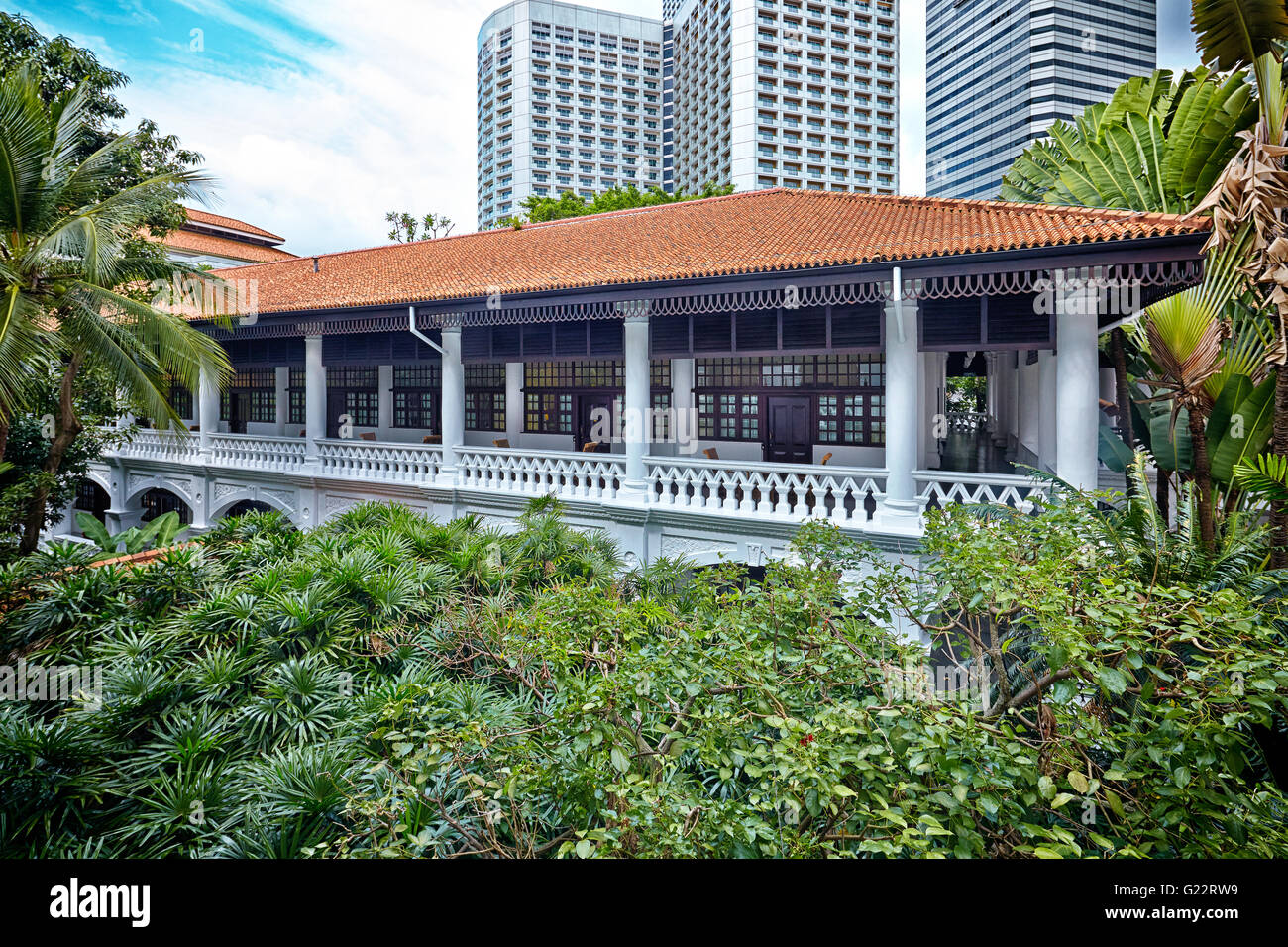 Une vue détaillée d'un des bungalow de luxe chambres dans l'Hôtel Raffles à Singapour le 11 juillet 2012. Banque D'Images
