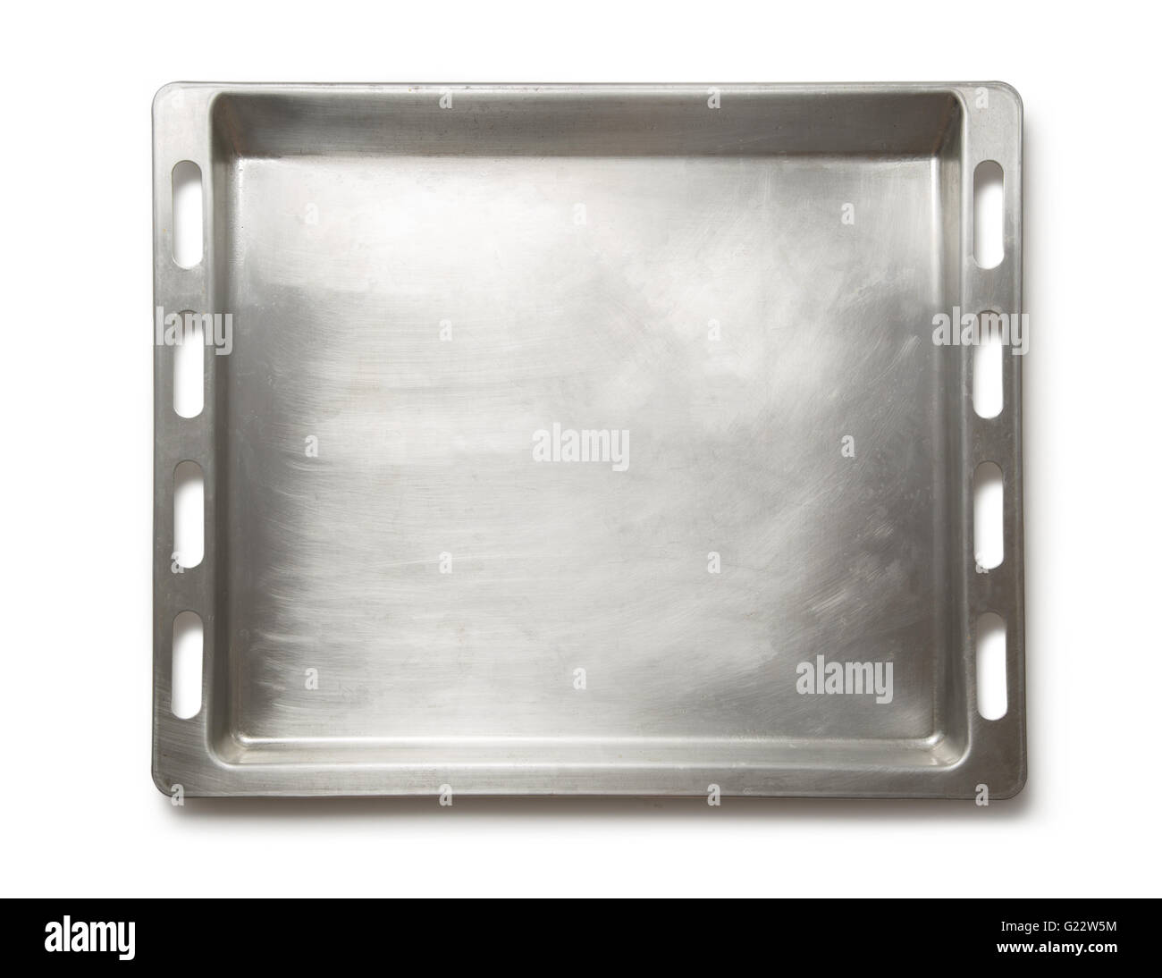 Plat à four en métal vide sur fond blanc Banque D'Images