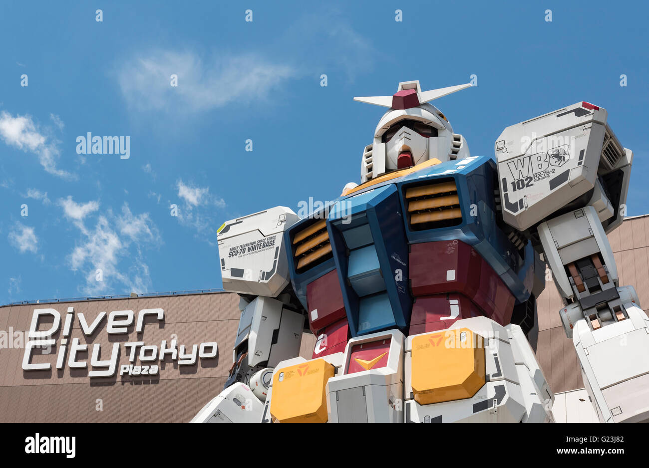 Giant robot Gundam Statue, Daiba (Odaiba), Tokyo, Japon Banque D'Images