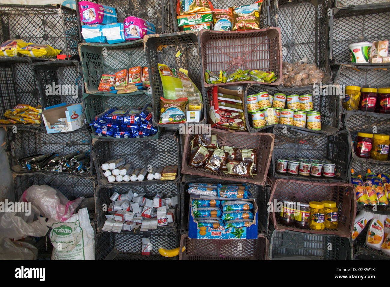 Shop dans Anwald camp de réfugiés, le nord de l'Irak où 8000 Irakiens ont trouvé refuge. Banque D'Images