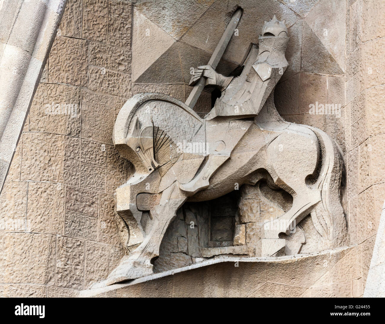 Détail d'un chevalier à cheval sculpture sur la Sagrada Familia, Barcelone, Catalogne, Espagne. Banque D'Images