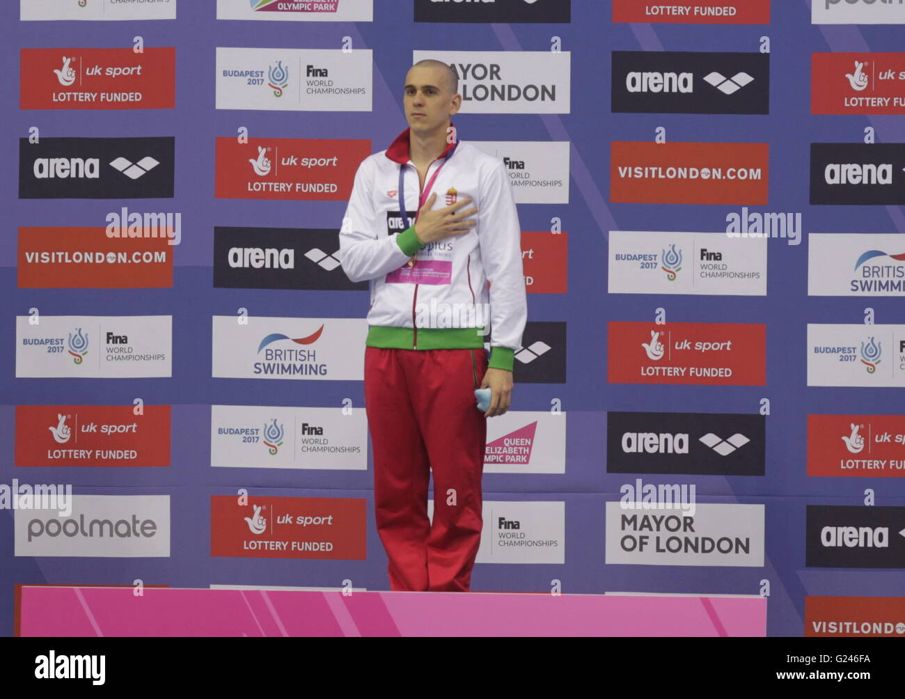 Londres, Angleterre : 19 mai 2016, Laszlo Cseh sur le podium du Championnat d'Europe au centre aquatique de Londres Banque D'Images
