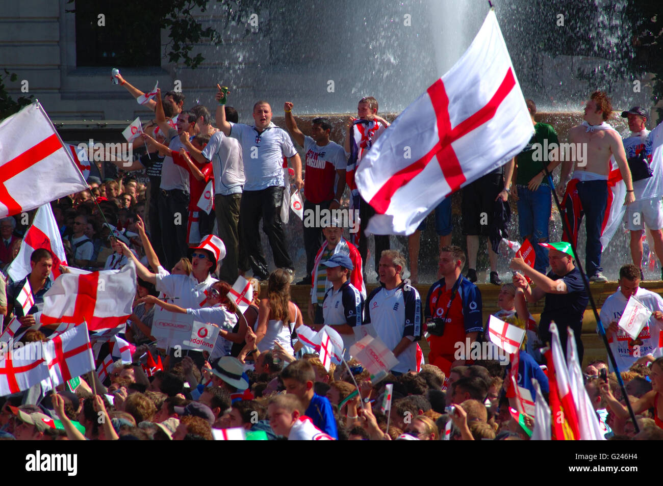 The Ashes, Cricket Winning Party, Trafalgar Square, Londres, Angleterre, ROYAUME-UNI, GB. Banque D'Images