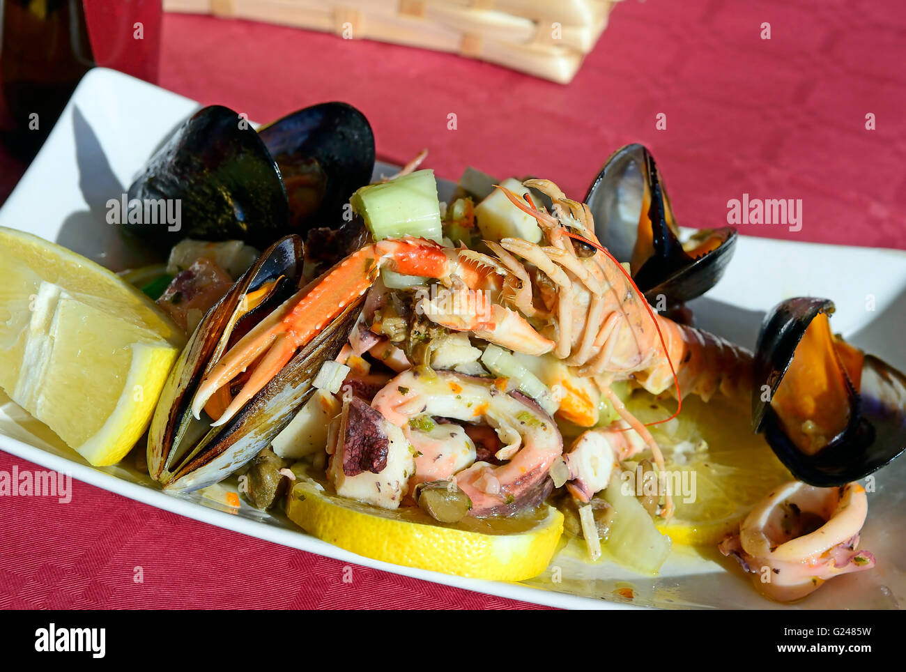 Salade de fruits de mer (Insalata di mare), Sicile, Italie Banque D'Images