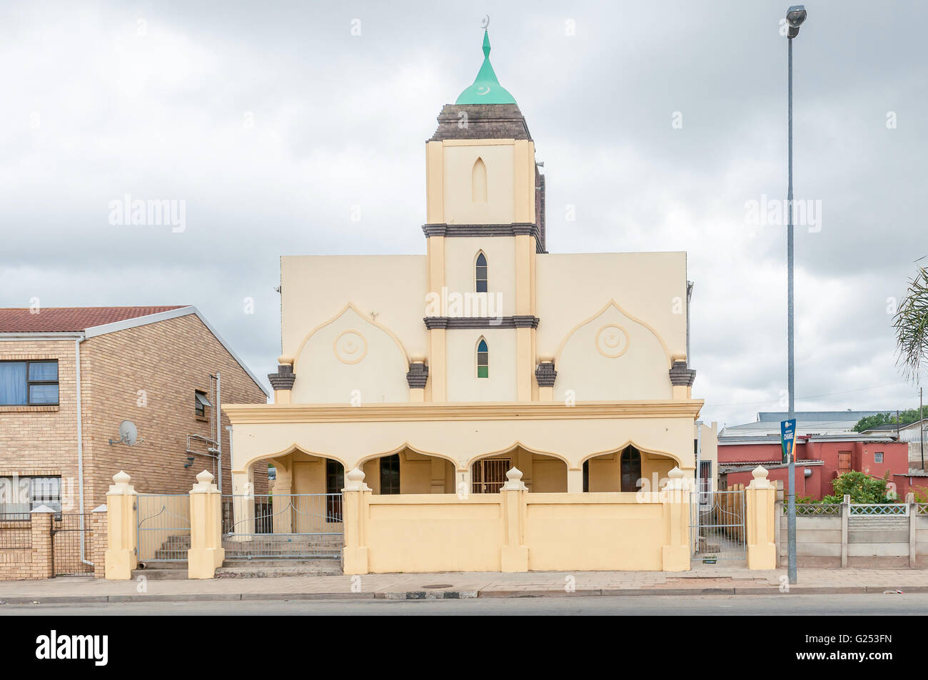 UITENHAGE, AFRIQUE DU SUD - 7 mars 2016 : Le Masjid Mumineen, une mosquée à Uitenhage, une ville industrielle Banque D'Images