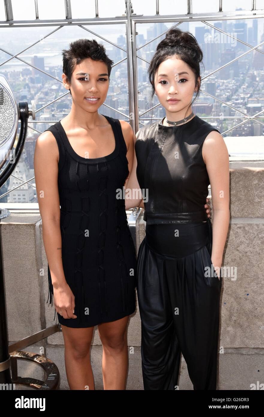 Alexandra Shipp Lana Condor X Men Banque De Photographies Et D Images A Haute Resolution Alamy