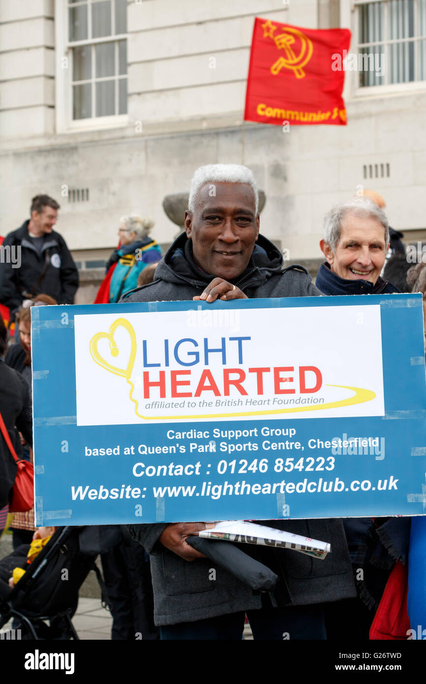 Chesterfield Derbyshire peut annuelle du travail jour/mars rally à travers des rues de l'Angleterre Banque D'Images