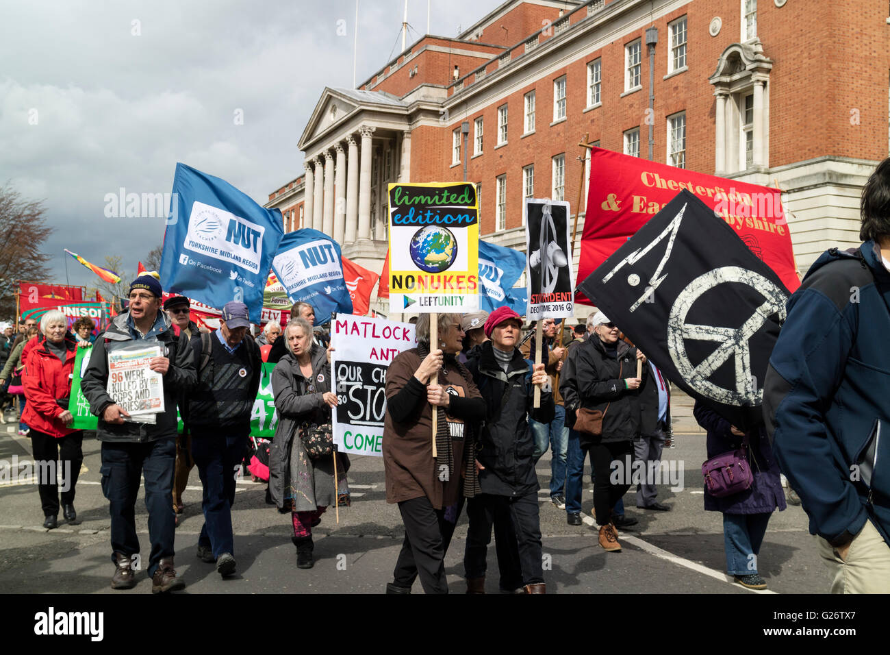 Chesterfield Derbyshire peut annuelle du travail jour/mars rally à travers des rues de l'Angleterre Banque D'Images