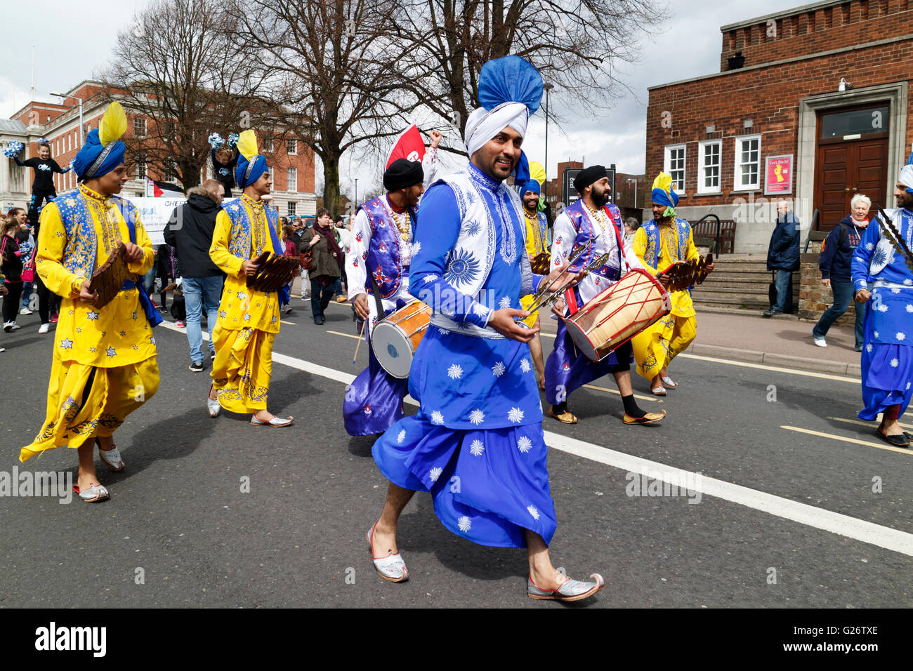 Chesterfield Derbyshire peut annuelle du travail jour/mars rally à travers des rues de l'Angleterre Banque D'Images