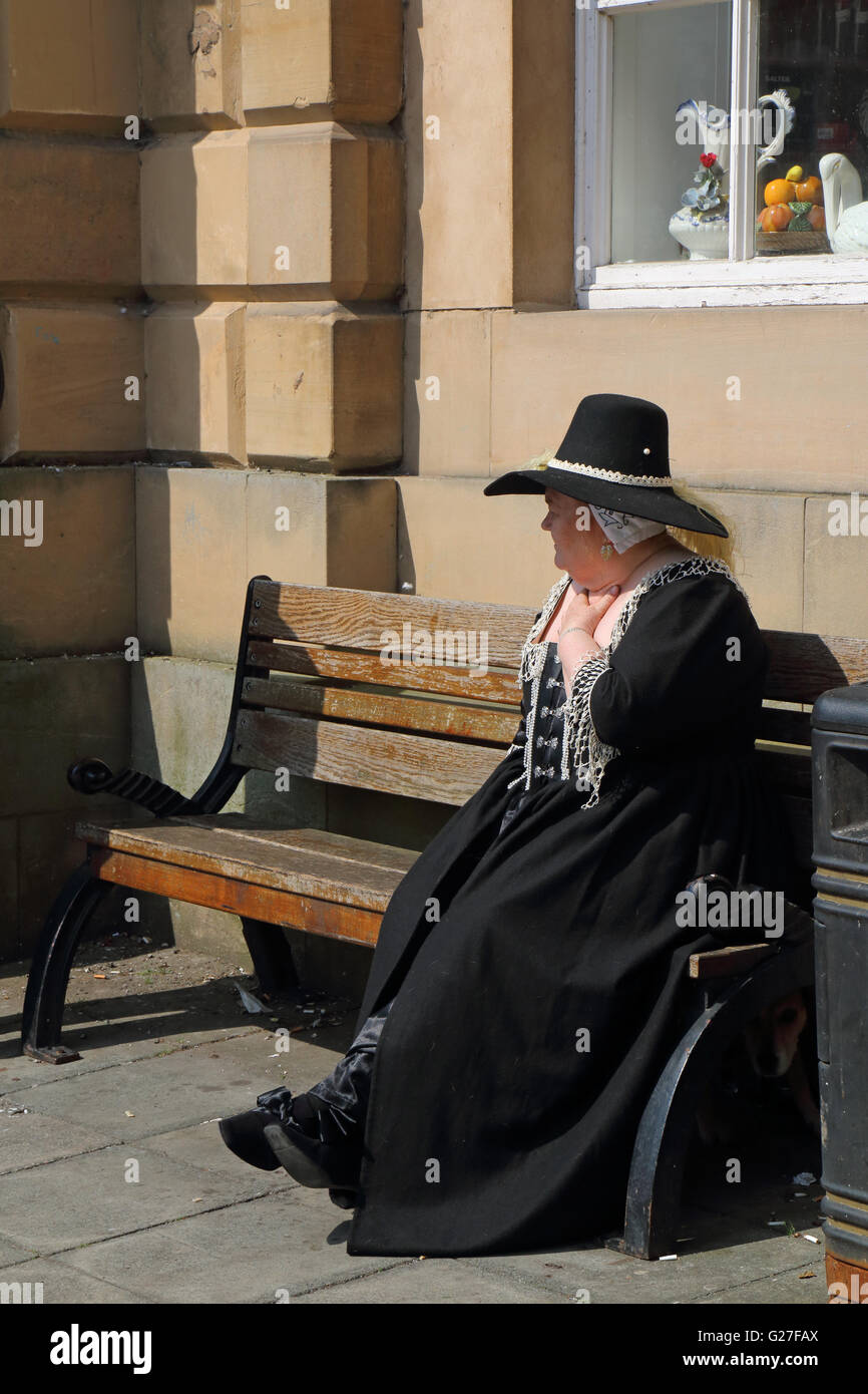 Groupe de reconstitution historique Hogan-vexel à Newark on trent market place pour commémorer la fin du siège en guerre civile anglaise Banque D'Images