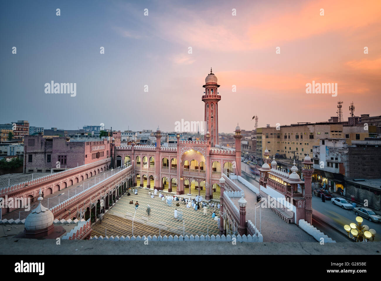 Avis de Sunehri Masjid,situé à Sunehri Masjid road Peshawar, Pakistan. Banque D'Images