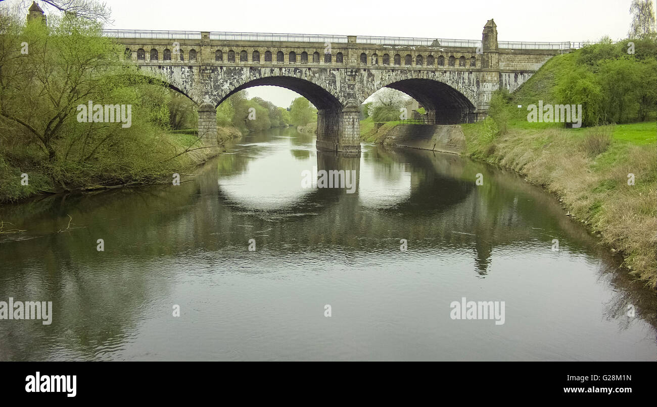 Vue aérienne, ancien ride, la construction d'un pont, de l'eau pont sur la lèvre, canal désaffecté, Lippeauen flux flux Lippe, conservation, Banque D'Images