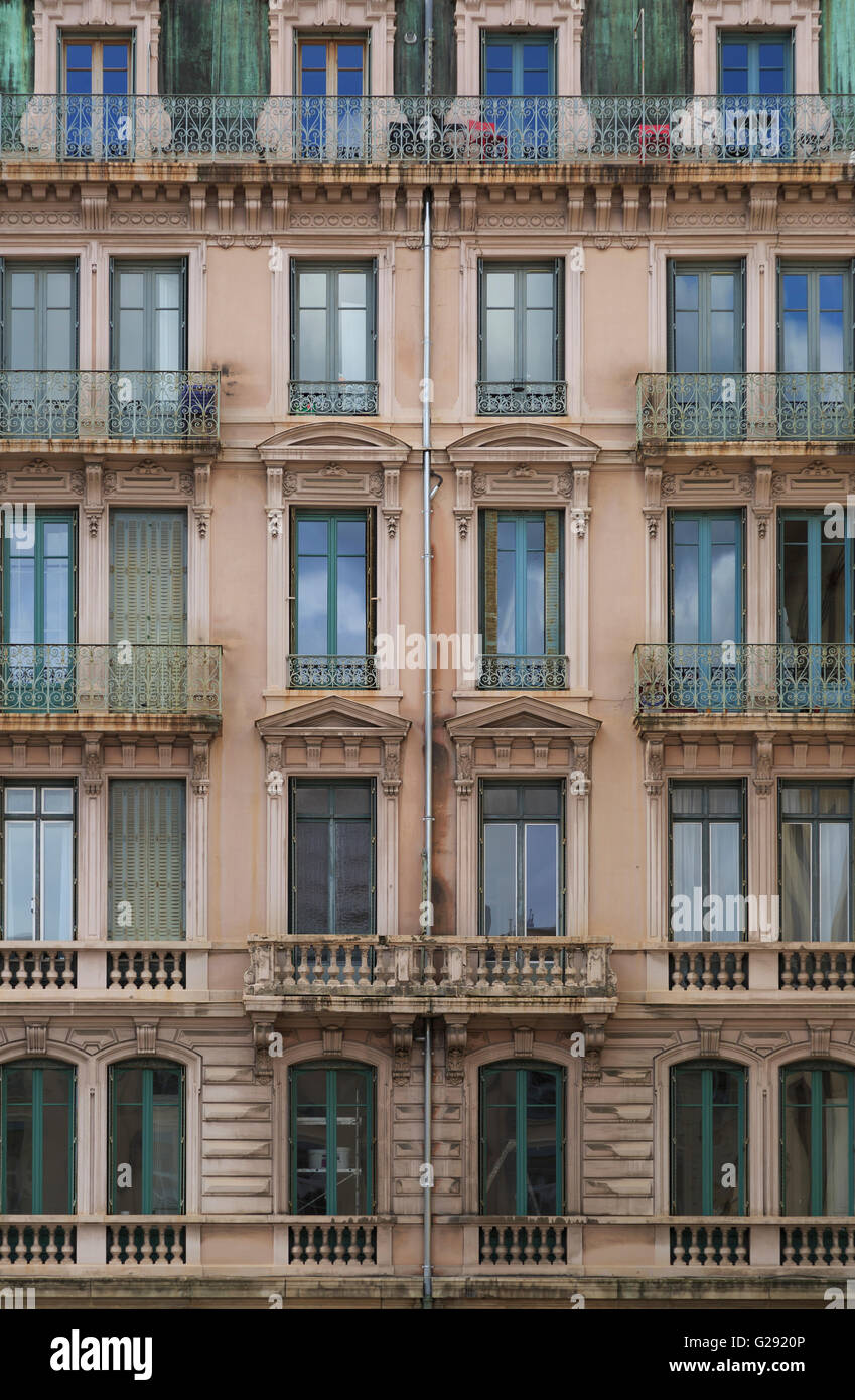 Colorés, vieux bâtiment dans Vieux-Lyon, le vieux centre-ville de Lyon, France. Banque D'Images