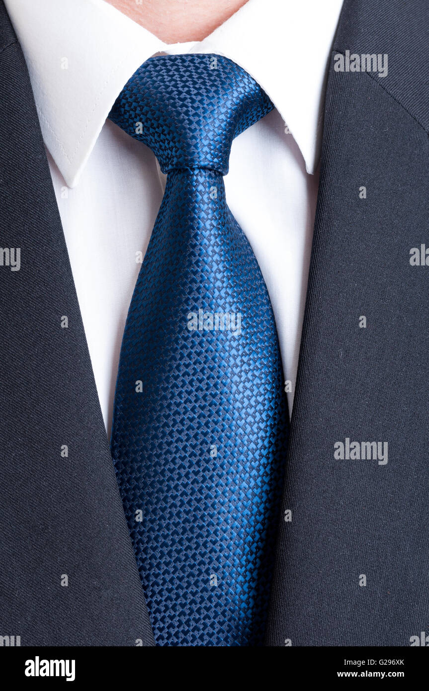 Costume noir, chemise blanche et cravate bleue. Affaires, financier ou  politique concept Photo Stock - Alamy