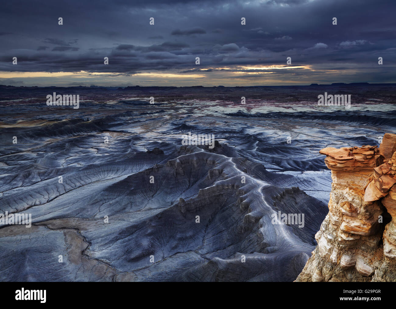 Donnent sur le paysage lunaire du désert de l'Utah, USA Banque D'Images