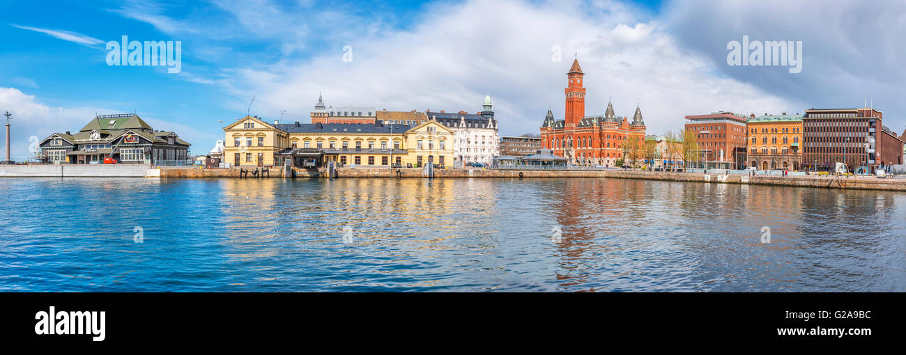 Une photo panoramique du port à Helsingborg. Une ville dans le sud-ouest de la Suède. Banque D'Images