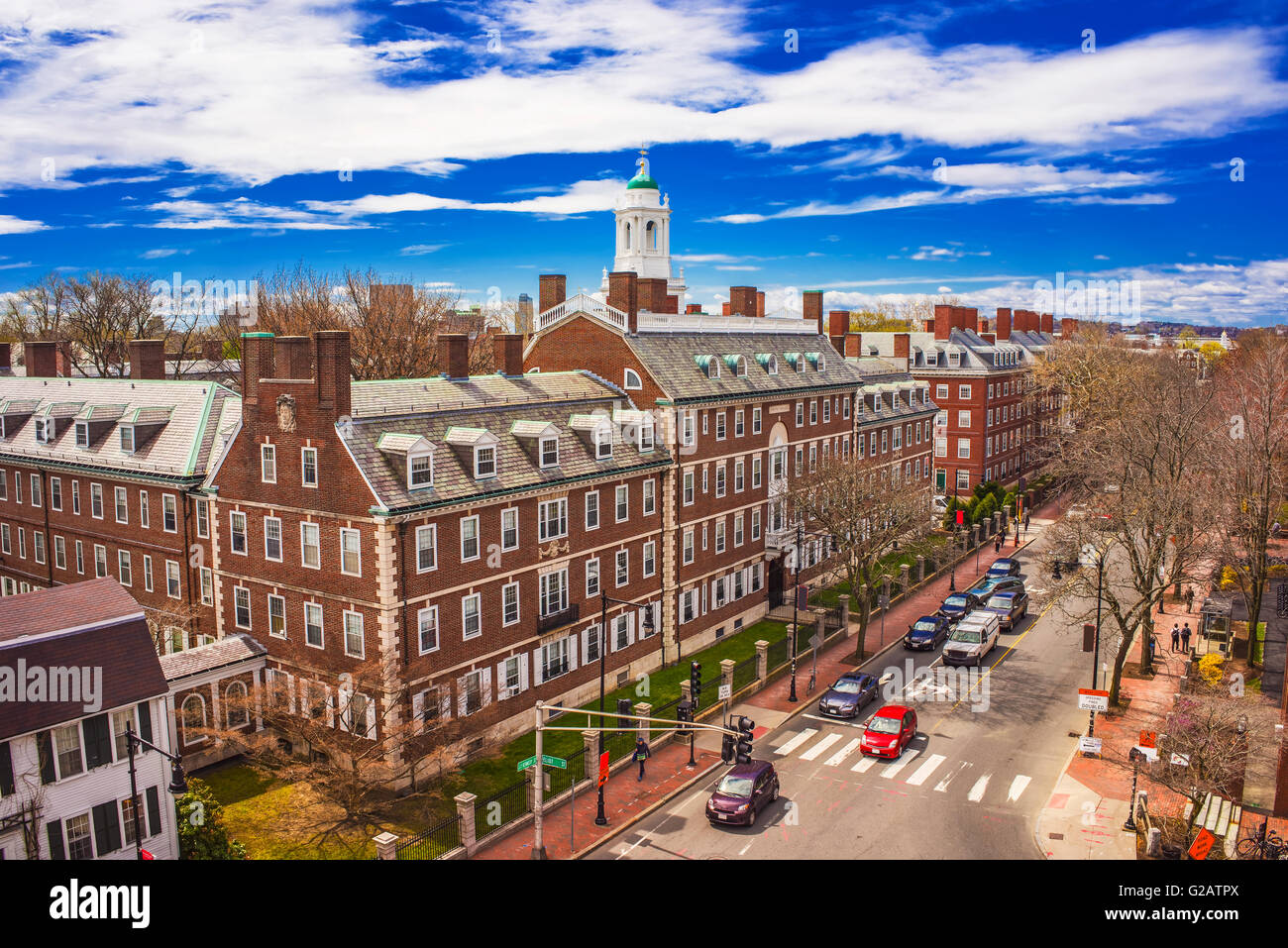 Vue aérienne sur John Kennedy Street dans le quartier de l'Université de Harvard à Cambridge, Massachusetts, aux États-Unis. Eliot House Banque D'Images