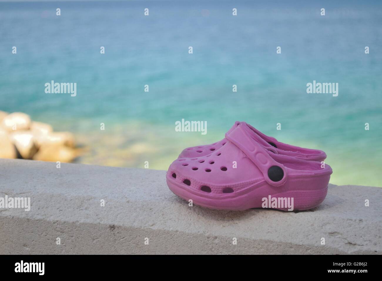 chaussure de plage en plastique