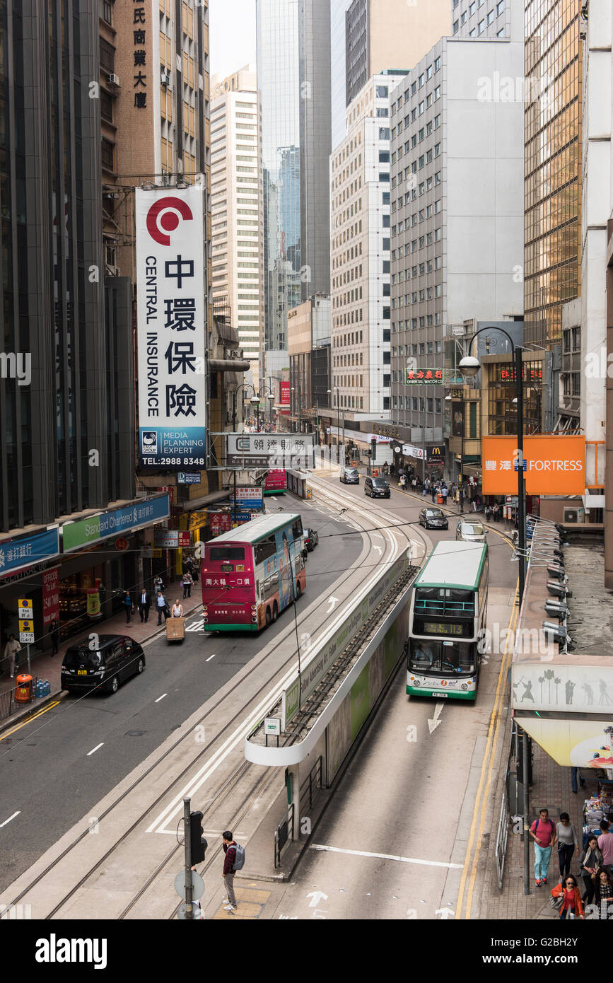 Scène de rue, Des Voeux Road Central, Hong Kong Banque D'Images