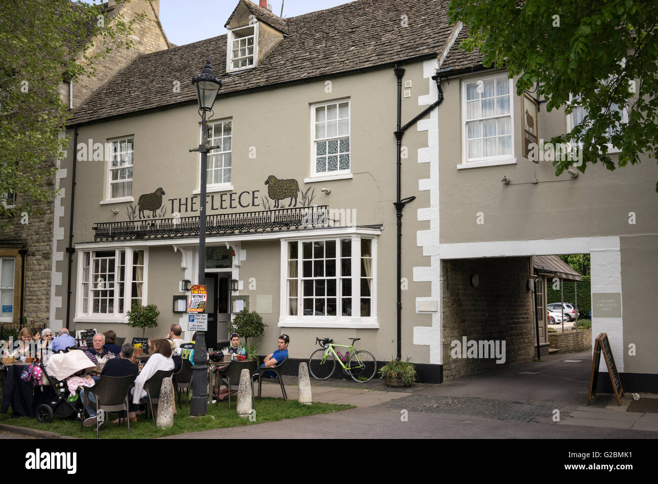 L'ouatine gastro pub en Witney Oxfordshire Banque D'Images