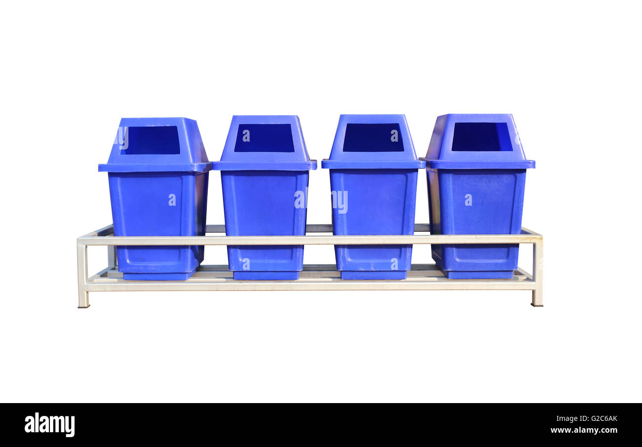 Ancien Bleu ensemble de bac en plastique isolé sur fond blanc et ont chemins de détourage. Banque D'Images