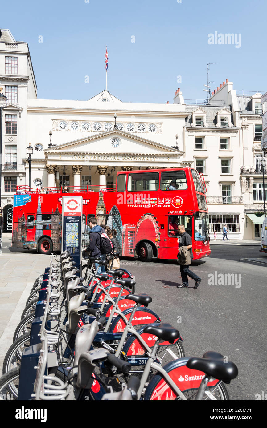De l'extérieur du Théâtre Royal, Haymarket, Londres, Royaume-Uni Banque D'Images