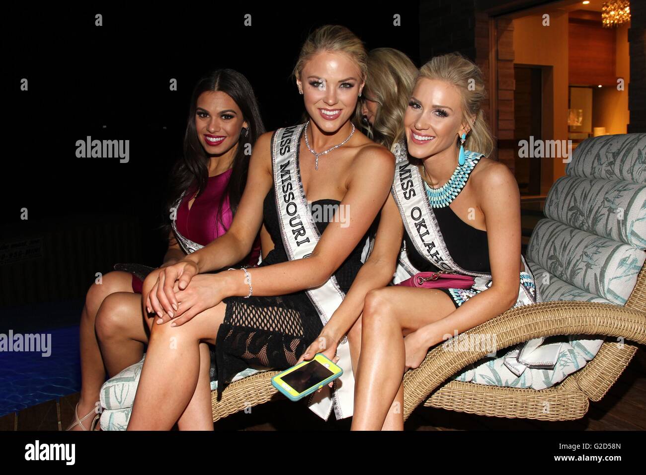 Henderson, NV, USA. 27 mai, 2016. Miss Illinois USA, Zena Malak, Miss Missouri USA, Sydnee Stottlemyre, Miss Virginia USA, Taylor Gorton lors d'une apparition publique pour Miss USA 2016 Réception de bienvenue, bord de l'eau Show Accueil, Henderson, NV 27 Mai, 2016. Credit : James Atoa/Everett Collection/Alamy Live News Banque D'Images