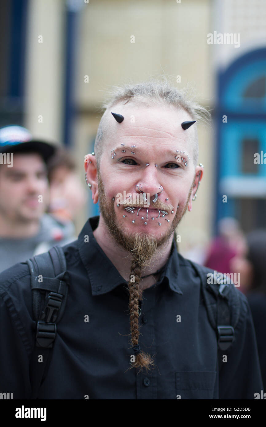 London, UK 28 Mai, 2016. Le Great British Tattoo Show à Alexandra Palace, Londres, Royaume-Uni. Le spectacle présente plus de 320 artistes de tatouage ainsi que des défilés de mode et de l'étape. Copyright Carol Moir/Alamy Live News. Banque D'Images