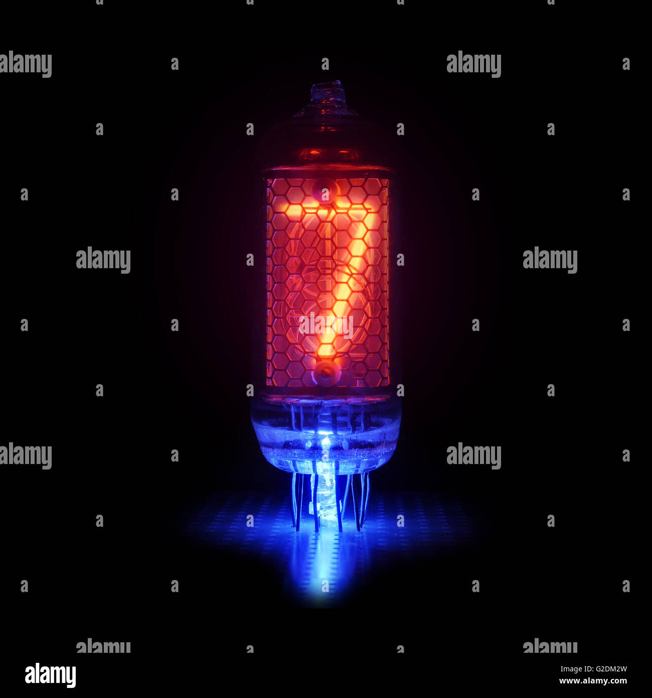 Tube Nixie indicateur le nombre de style rétro. 7 chiffres Banque D'Images