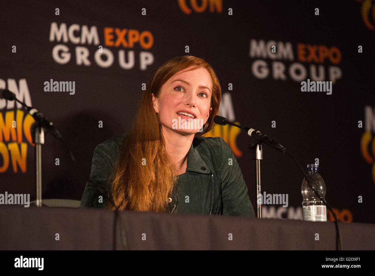 Londres, Royaume-Uni. 28 mai 2016. Sur la photo : actrice Lotte Verbeek. Acteurs S.H.I.E.L.D. Elizabeth Henstridge, Nick Blood et Luke Mitchell sont rejoint par Agent Carter's Lotte Verbeek lors d'une discussion de groupe lors de la MCM Comic Con de Londres. Banque D'Images