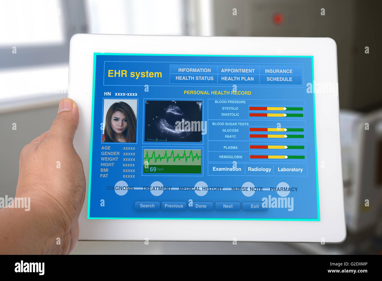 Dossier de santé électronique ou EHR sur tablette voir les renseignements personnels sur la santé . Banque D'Images Dossier de santé électronique ou EHR sur tablette voir les renseignements personnels sur la santé . Banque D'Images