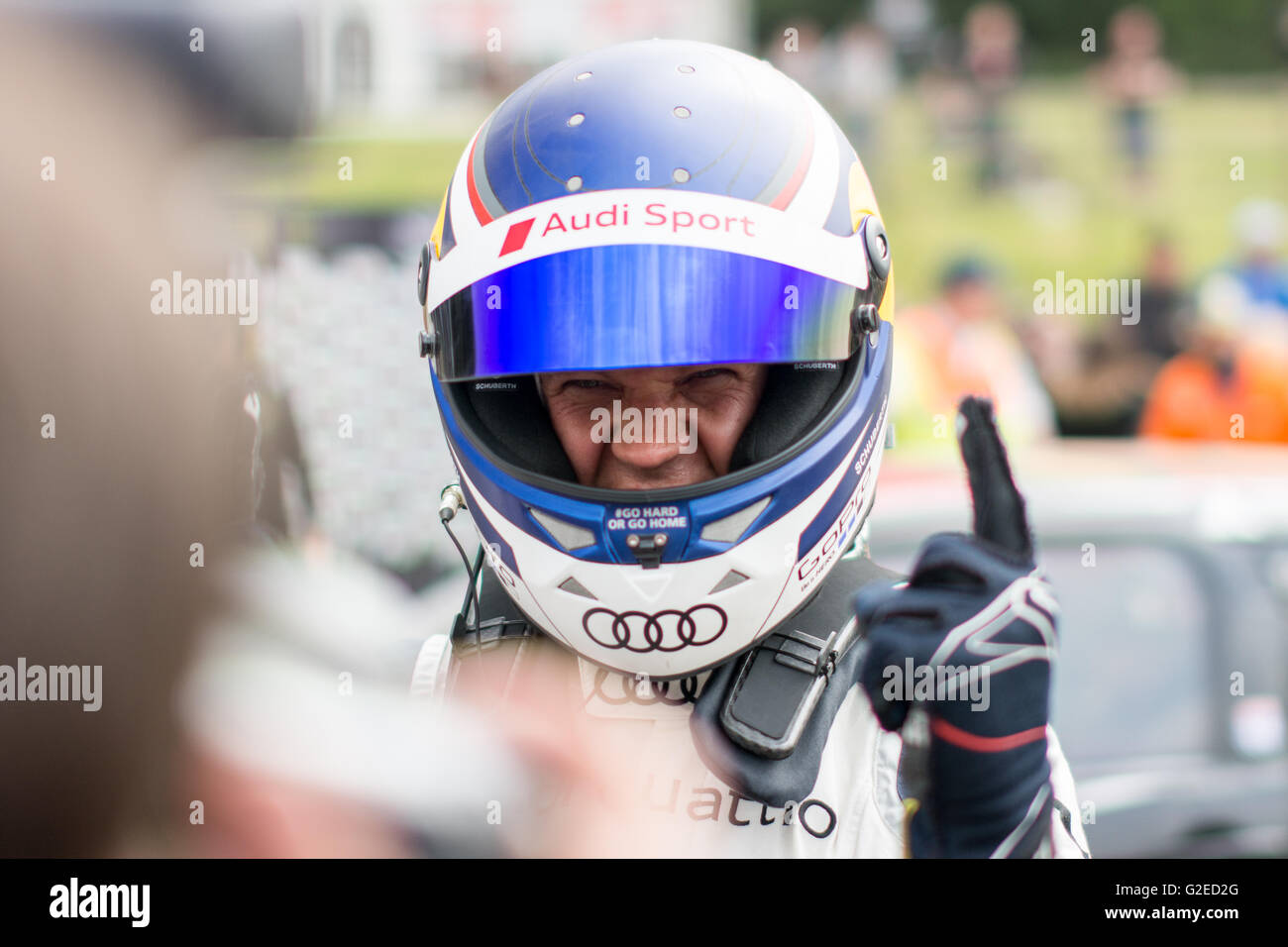 Lydden Hill, Kent, UK. 29 mai, 2016. Mattias Ekstrom pilote de Rallycross (SWE) et EKS (SWE) célèbre sa victoire du championnat du monde des voitures de sport à Lydden Hill Circuit (Photo par Gergo Toth / Alamy Live News) Banque D'Images