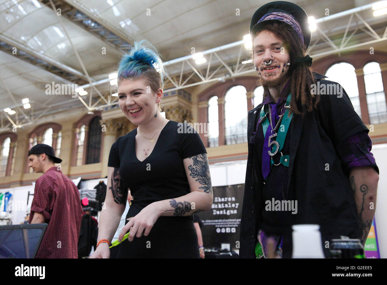 Alexandra Palace, au nord de Londres, au Royaume-Uni. 29 mai 2016. Le Great British Tattoo Show à Alexandra Palace ce week-end férié avec traditionnel, contemporain et des centres de loisirs. Le spectacle a reçu des centaines de passionnés d'encre avec plus de 300 artistes de tatouage , shopping, spectacles musicaux et des barbiers afin que chacun puisse en profiter. Credit : Dinendra Haria/Alamy Live News Banque D'Images