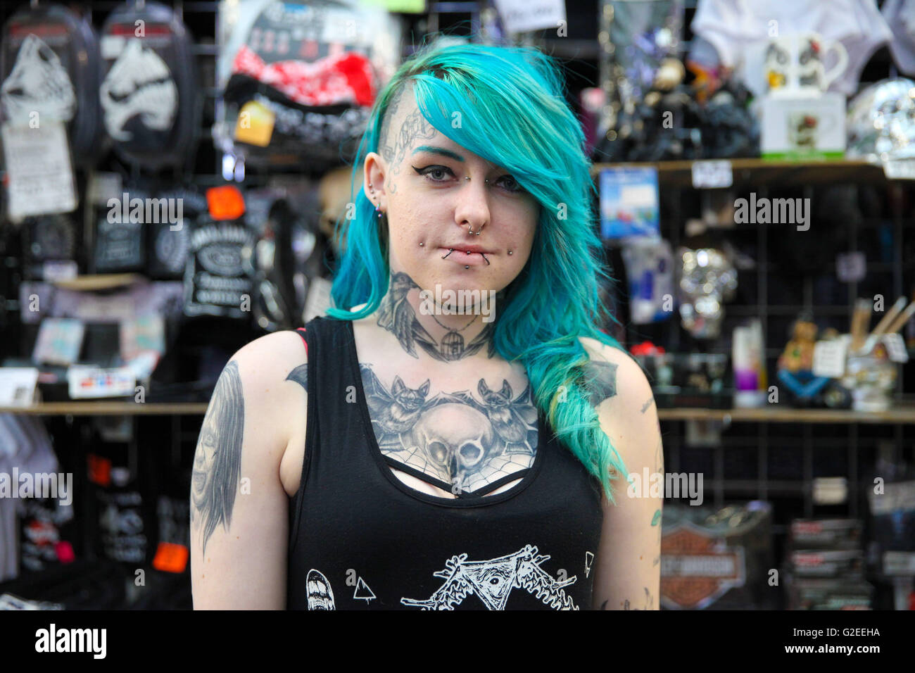 Alexandra Palace, au nord de Londres, au Royaume-Uni. 29 mai 2016. Le Great British Tattoo Show à Alexandra Palace ce week-end férié avec traditionnel, contemporain et des centres de loisirs. Le spectacle a reçu des centaines de passionnés d'encre avec plus de 300 artistes de tatouage , shopping, spectacles musicaux et des barbiers afin que chacun puisse en profiter. Credit : Dinendra Haria/Alamy Live News Banque D'Images