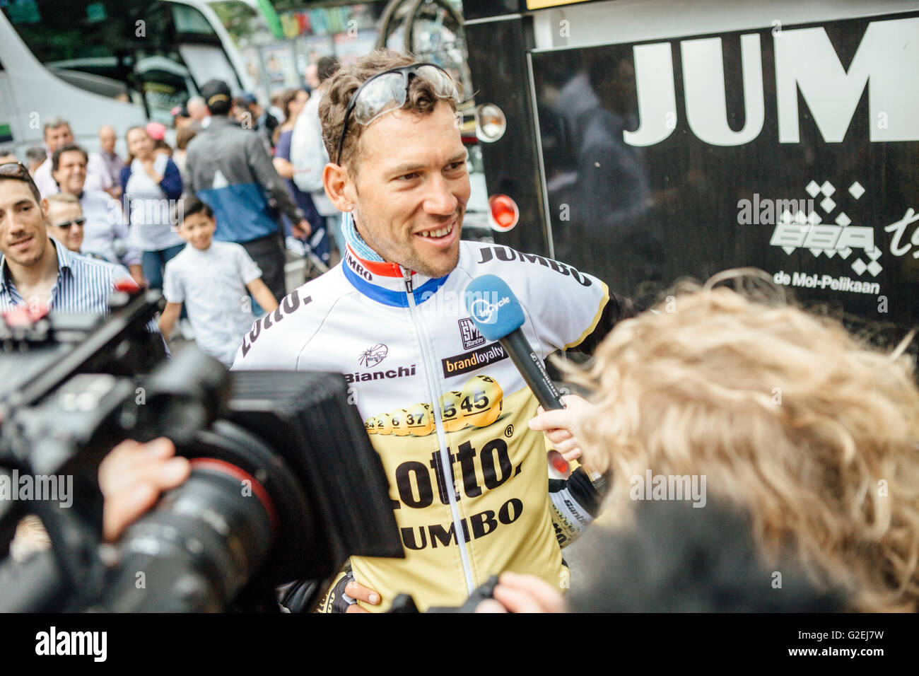 Torino, Italie, 29 mai 2016. Maarten Tjallingii Jumbo de Lotto est interviewé après l'étape finale (Torino) du Giro d'Italia 2016. Gonzales : Crédit photo - Alberto Grasso. Banque D'Images