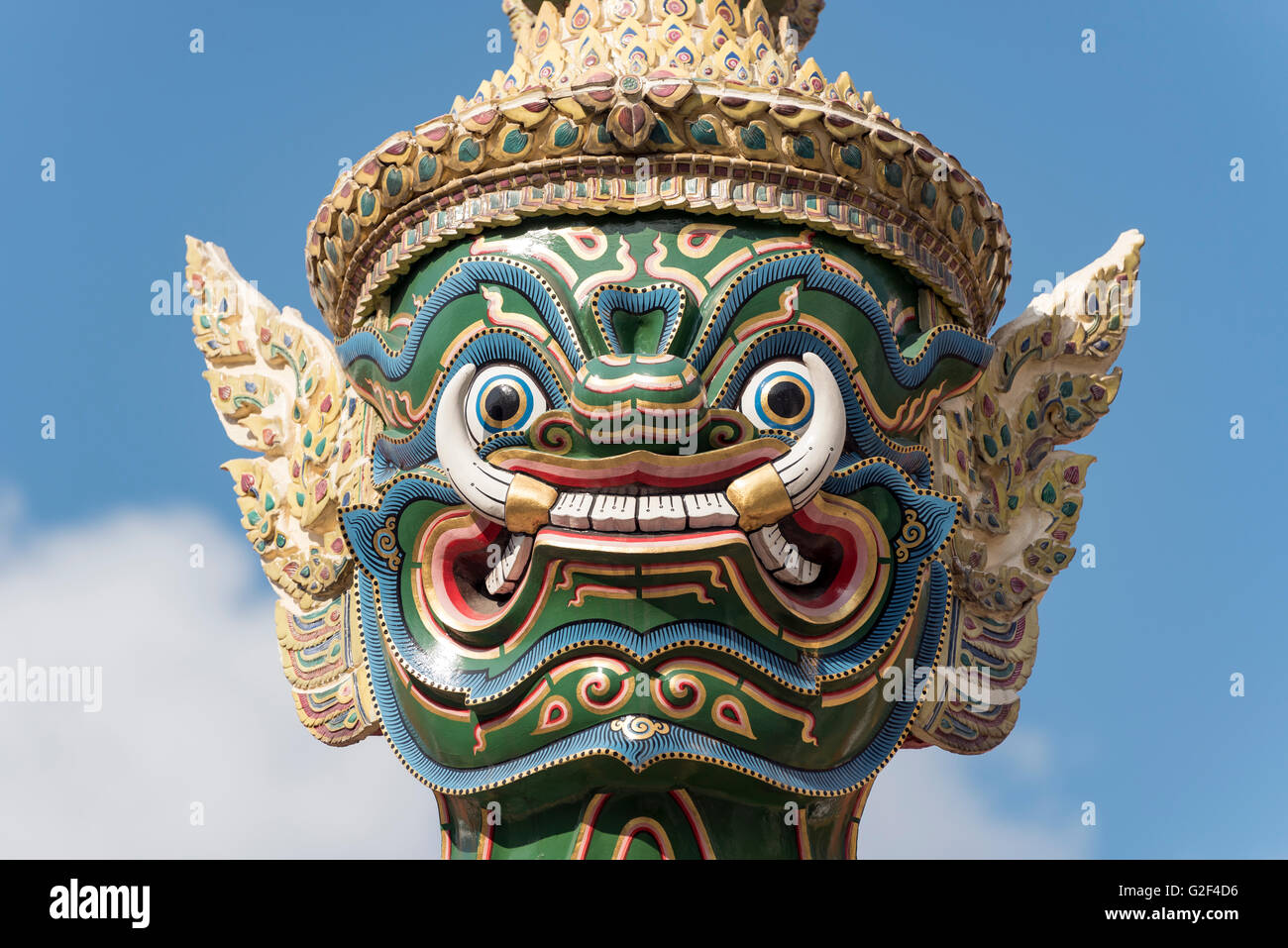 Close up of statue de démon géant Yaksha portes de garde Grand Palace, Bangkok, Thaïlande Banque D'Images